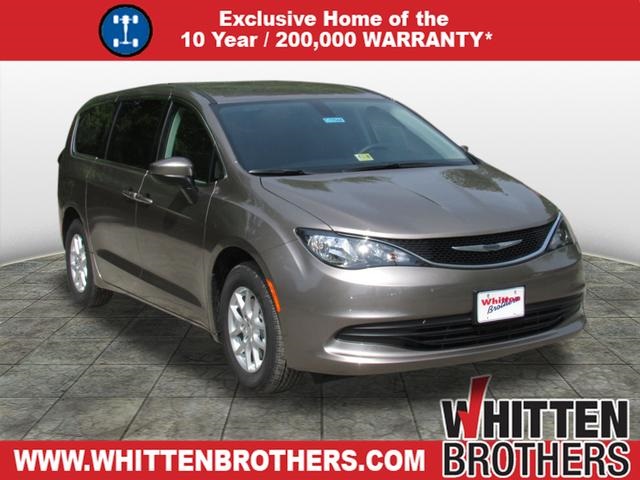 New 2017 Chrysler Pacifica Touring Penger Van In Ashland C17044 New 2017 Chrysler Pacifica Touring